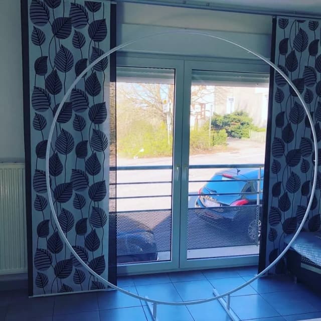 Round backdrop stand iron